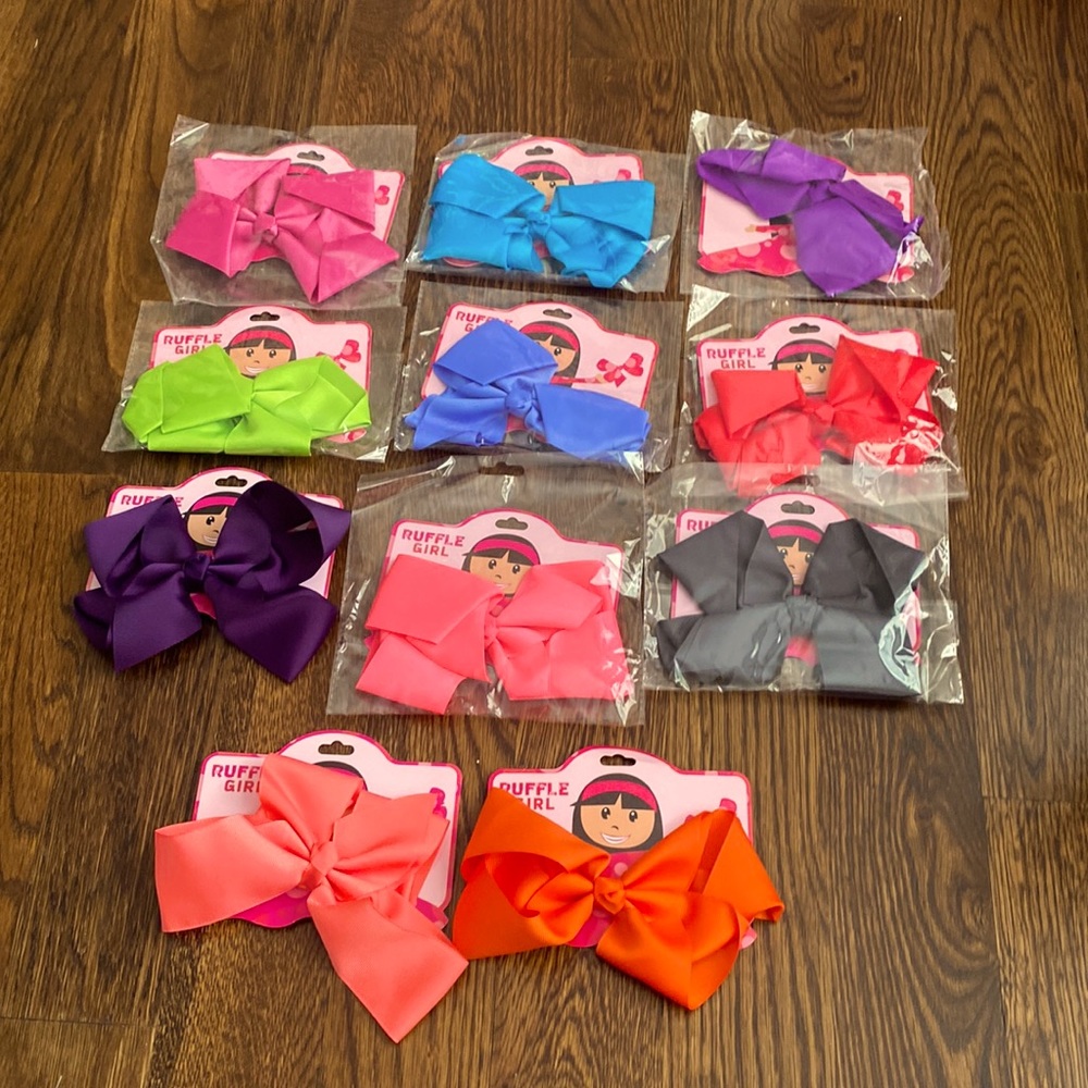 NEW ruffle girl bows
